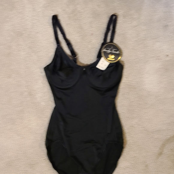 Wacoal Body Suede Shape Wear NWT - Picture 8 of 9